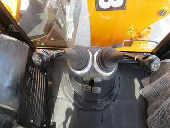 2025-jcb-3dx-plus-1399625-44640777