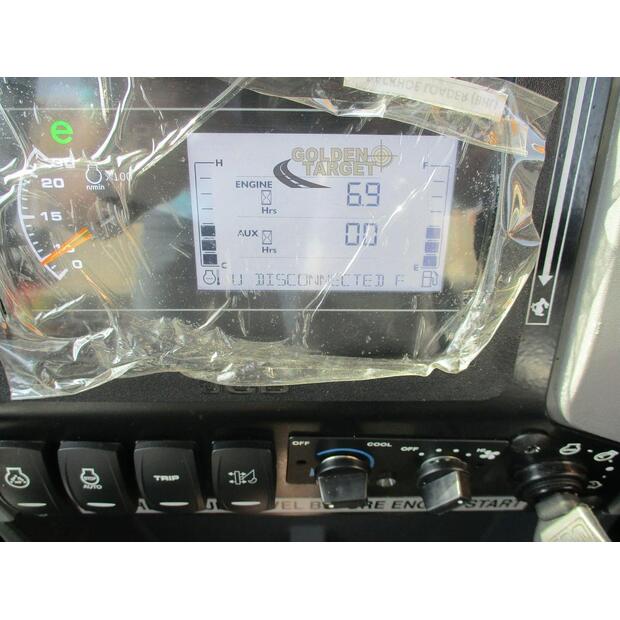 2025 جيه سي بي 3DX Plus-44640778