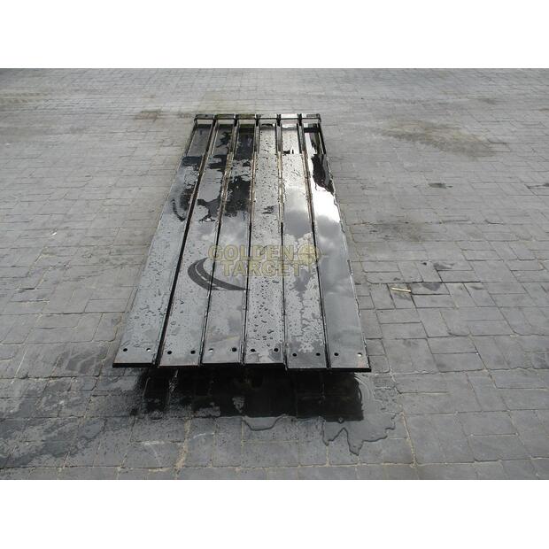 2025 سوهي F-10-44641003