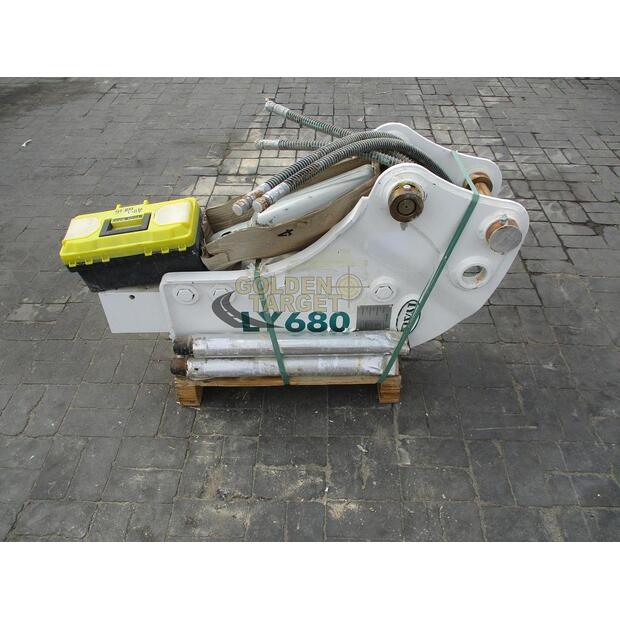 2024 HAMM LY680-44641140