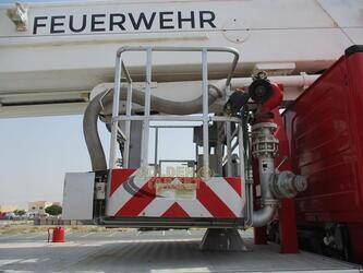 2012-mercedes-benz-actros-3332-1399683-44641728