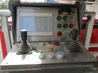 2012-mercedes-benz-actros-3332-1399683-44641731