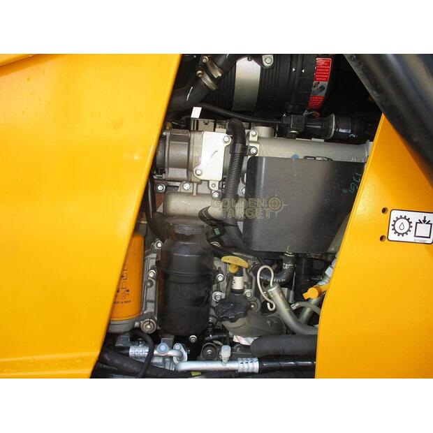 2024 جيه سي بي 3DX Plus-44641847