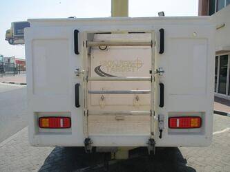 2012-iveco-eurocargo-180e28-1399700-44641962