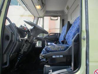 2012-iveco-eurocargo-180e28-1399700-44641970