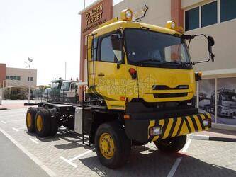 صورة ل الشاحنات ومعدات النقل 2009 نيسان CZ4YL للبيع في بلجيكا