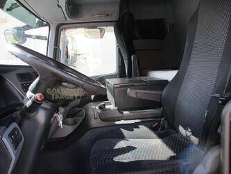 2013-mercedes-benz-actros-2048-44642203