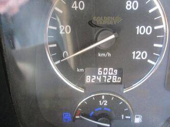 2013-mercedes-benz-actros-2048-44642205