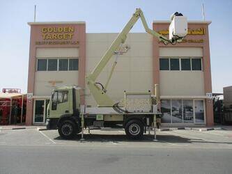 2012-iveco-eurocargo-180e28-1399723-44642227