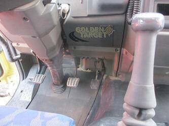 2012-iveco-eurocargo-180e28-1399723-44642232