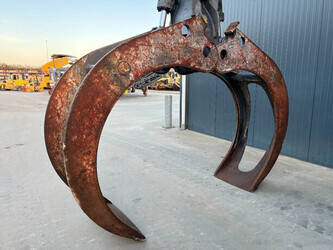 2012-fuchs-mhl454-1399847-44645747