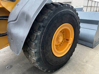 2017-volvo-l120h-1399858-44646234