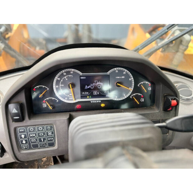 2017 Volvo L120H-44646247