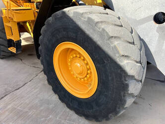 2011-volvo-l90f-1399860-44646336