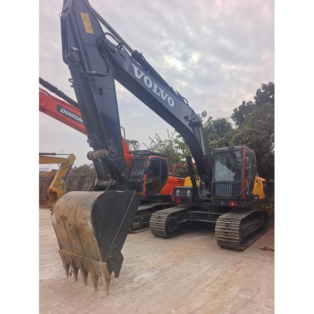 2024 Volvo EC210B-44658480