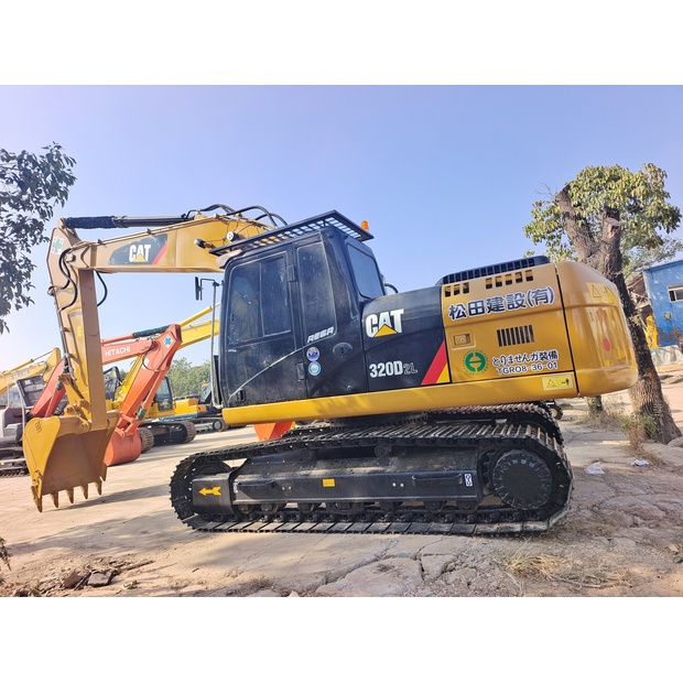 2024 Caterpillar 320D-44659290