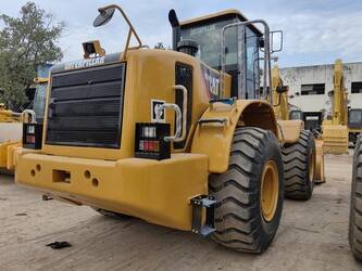 Image de CHARGEUSES SUR PNEUS 2024 Caterpillar 966H