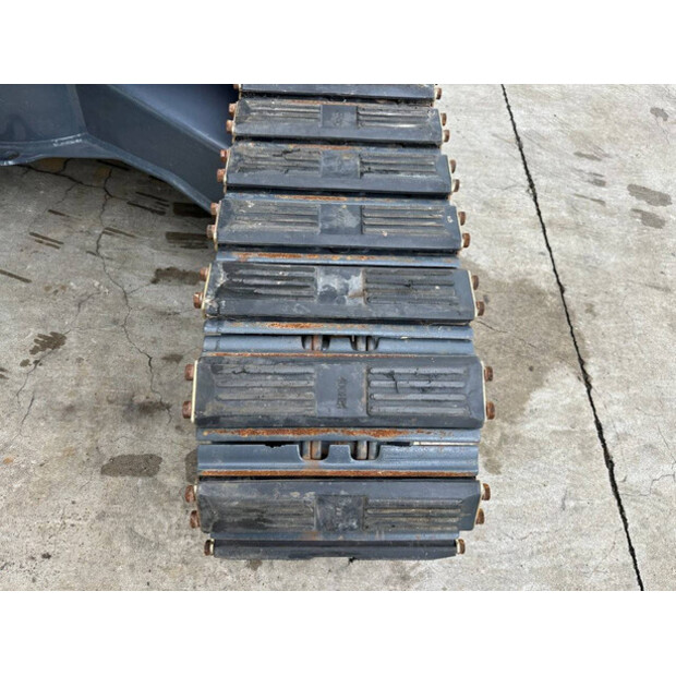 2015 نيوسون 6003-44660930