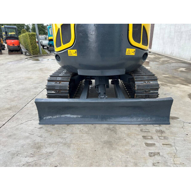 2015 نيوسون 6003-44660935