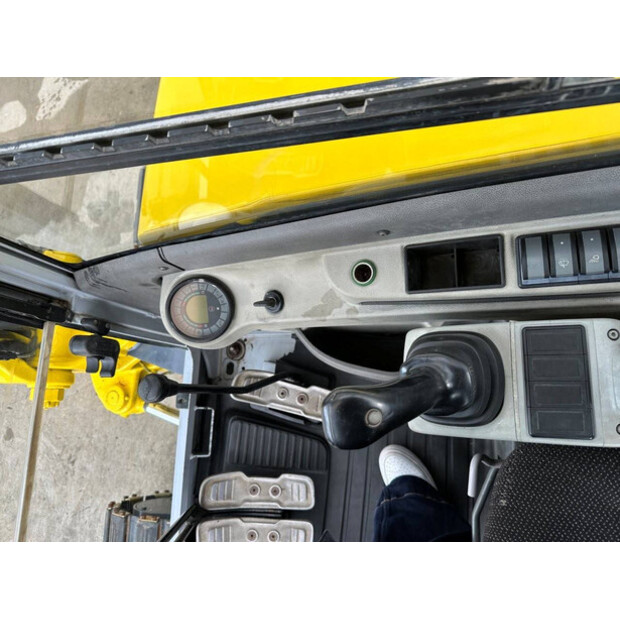 2015 نيوسون 6003-44660949