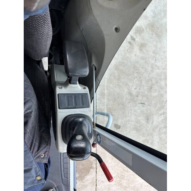 2015 نيوسون 6003-44660951