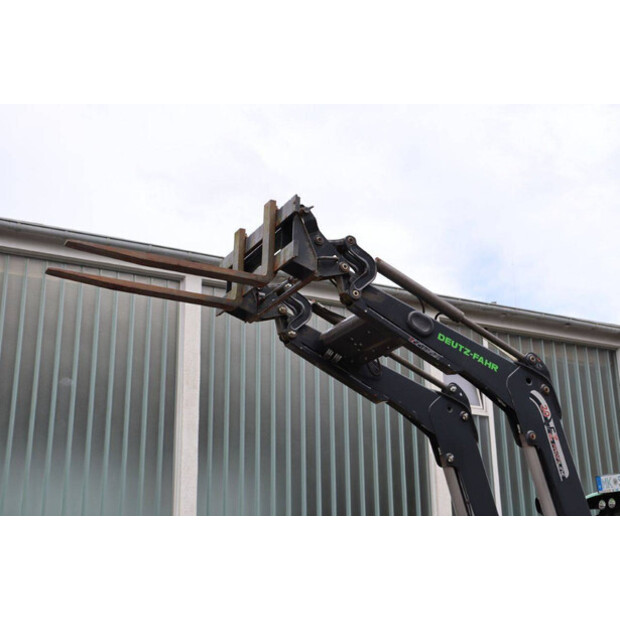 2016 Deutz-Fahr Agrotron 6130.4-44661025