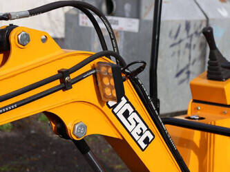 2025-vicsec-vc15-y-1399972-44661239