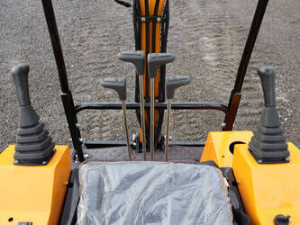 2025-vicsec-vc15-y-1399972-44661252