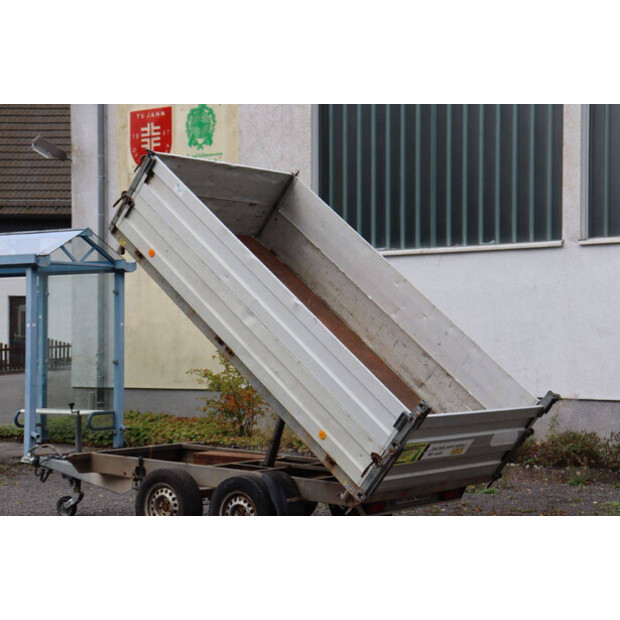 2006 RZ NKA-44661322