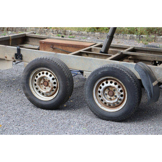 2006 RZ NKA-44661324