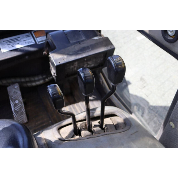 2002 Daewoo D40S-2-44661548