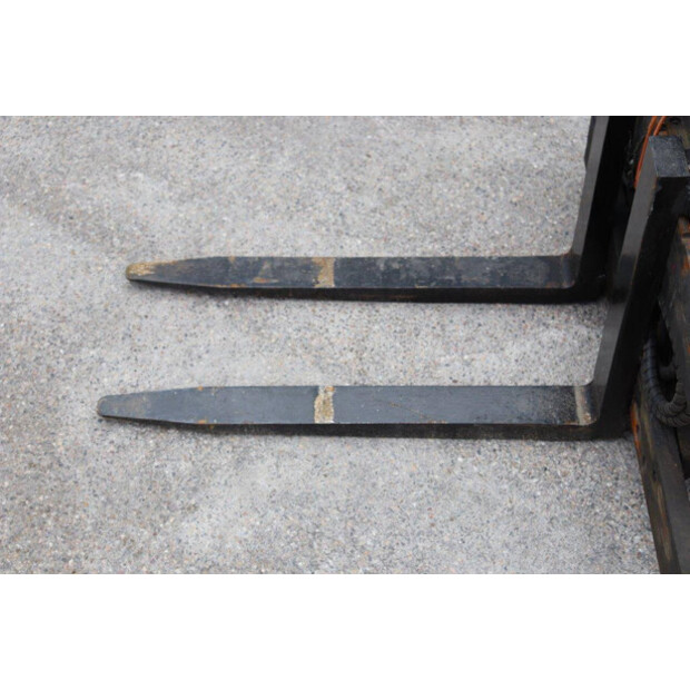 2018 إي بي CPD20FVD8-TW-C-44661616