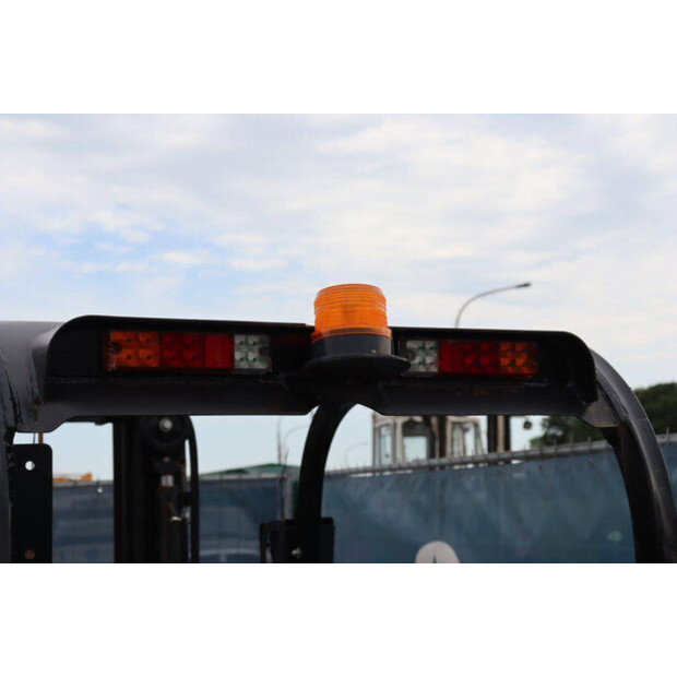 2018 إي بي CPD20FVD8-TW-C-44661622