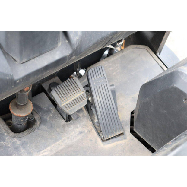 2018 إي بي CPD20FVD8-TW-C-44661629