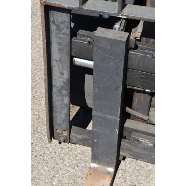 2013 Linde H30T-02-44661661