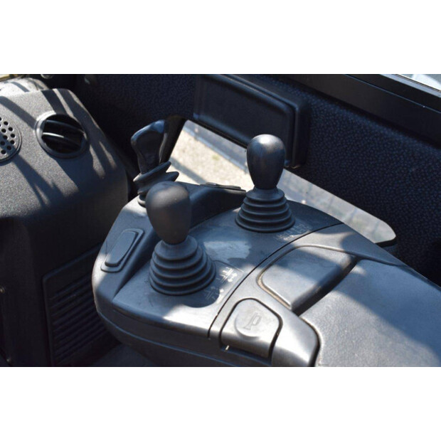 2013 Linde H30T-02-44661669