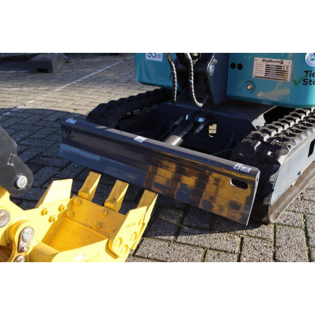 2025 DigMaster DM100-44661733