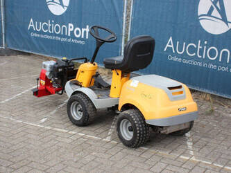 2013-stiga-park-p901-44661756