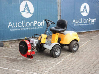 2013-stiga-park-p901-44661761