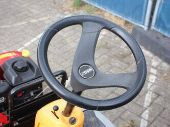 2013-stiga-park-p901-44661773