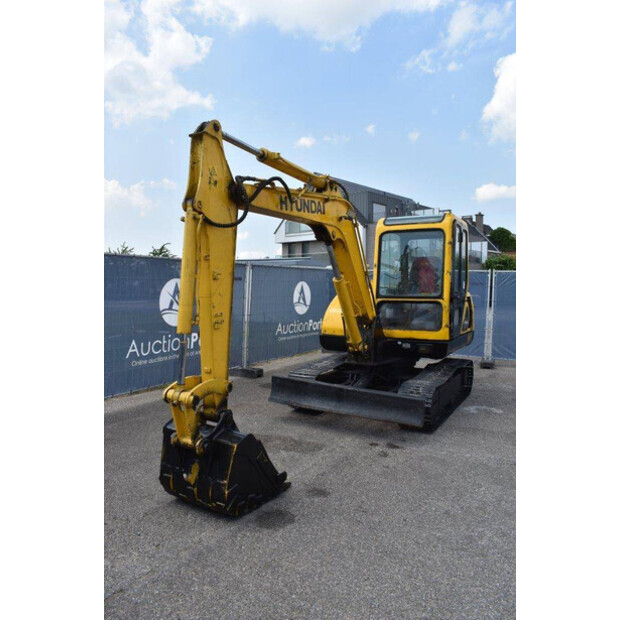 Hyundai R55-7-44661834