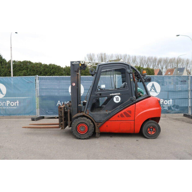2010 Linde H35T-01-44661900