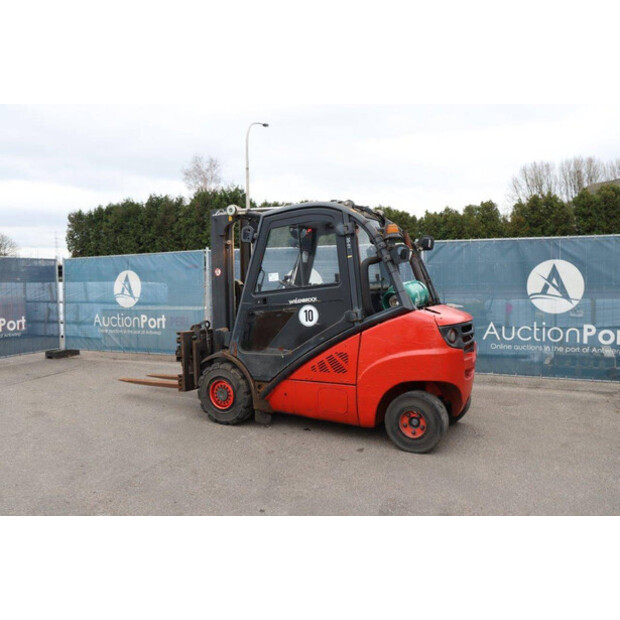 2010 Linde H35T-01-44661901