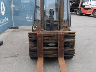 2010-linde-h35t-01-1399990-44661906