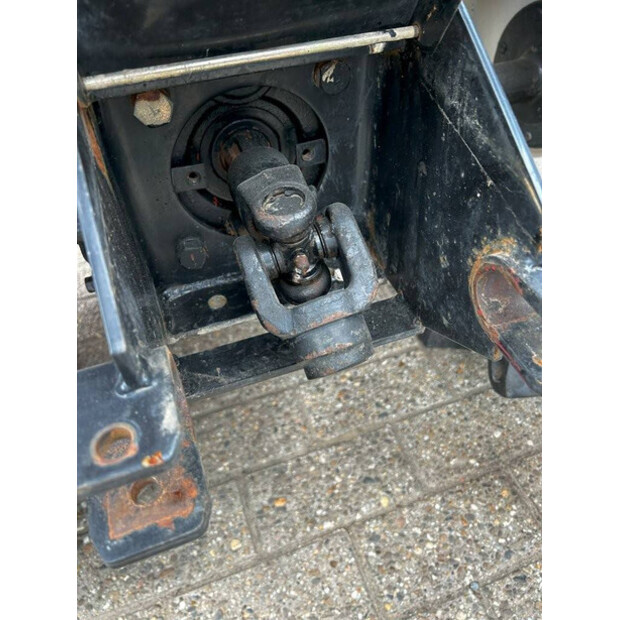 ميتسوبيشي MT15-44662179