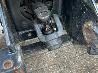 mitsubishi-mt15-1399999-44662179