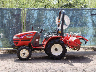 صورة ل تراكتورات زراعية يانمار Ke-30