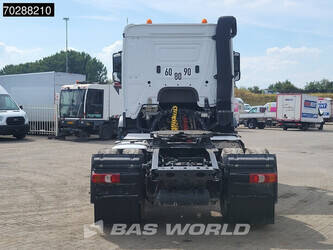 2019-mercedes-benz-actros-1845-1400009-44662521