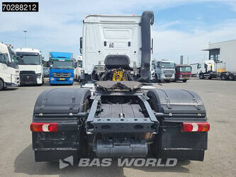 2019-mercedes-benz-actros-1845-1400010-44662552