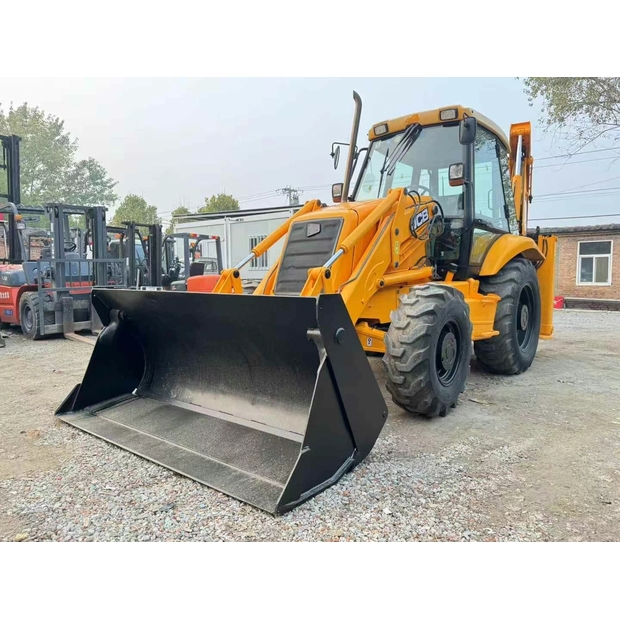 2023 JCB 3CX-44662788